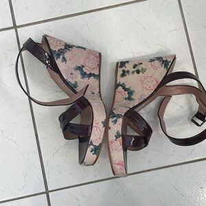 Marc Cain Women's Burgundy Strappy Sandals